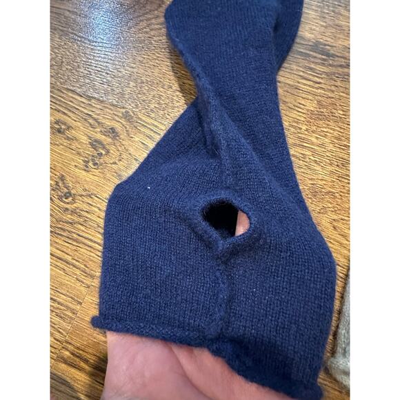 27 Miles Women's Malibu Cashmere Skull Studded Sweater Blue/Gray Size XS - Picture 4 of 10